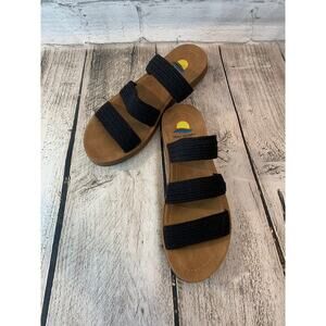 MAUI ISLAND Women’s Malibu Black Strap Sandals / Size: 7
